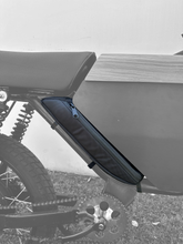 Load image into Gallery viewer, Onyx RCR Wedge Frame Bag