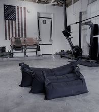 Load image into Gallery viewer, Runner Sandbag 2 Handles