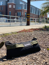 Load image into Gallery viewer, Runner Sandbag 4 Handles